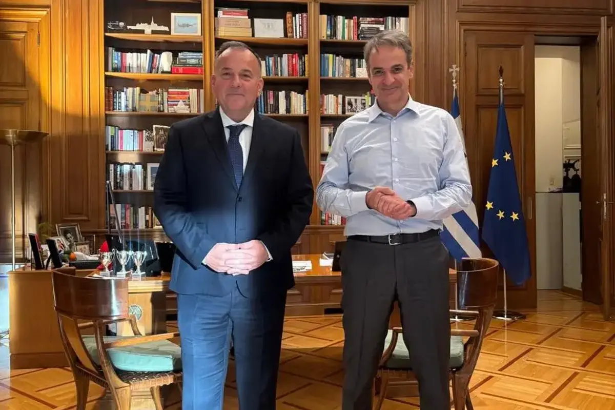 Συνάντηση Γιάννη Παππά με τον Πρωθυπουργό Κυριάκο Μητσοτάκη στο Μέγαρο Μαξίμου