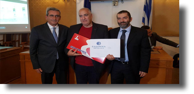 ΛΕΡΟΣ: Δωρεά 2.000 λίτρων πετρελαίου θέρμανσης στο Μπελλένειο Γυμνάσιο