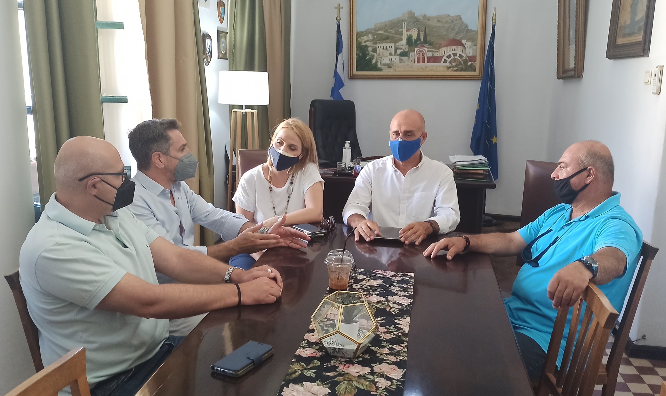 ΣΥΝΑΝΤΗΣΗ ΕΡΓΑΣΙΑΣ ΤΗΣ ΔΗΜΟΤΙΚΗΣ ΑΡΧΗΣ ΛΕΡΟΥ ΜΕ ΤΗ ΒΟΥΛΕΥΤΗ ΜΙΚΑ ΙΑΤΡΙΔΗ