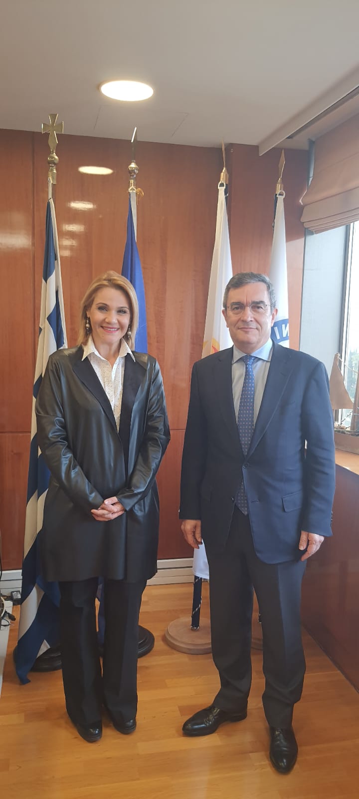 Να προχωρήσει η ανακατασκευή του Α.Τ. Λέρου ζήτησε, μεταξύ άλλων, η Μίκα Ιατρίδη από τον Υφυπουργό Προστασίας του Πολίτη, Ελευθέριο Οικονόμου