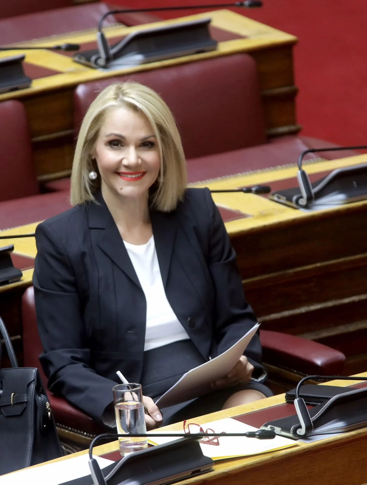 Την ενίσχυση του 6θέσιου Δημοτικού Σχολείου της Η.Ν. Κάσου, ζήτησε η Μίκα Ιατρίδη από την Υπουργό Παιδείας, Σοφία Ζαχαράκη
