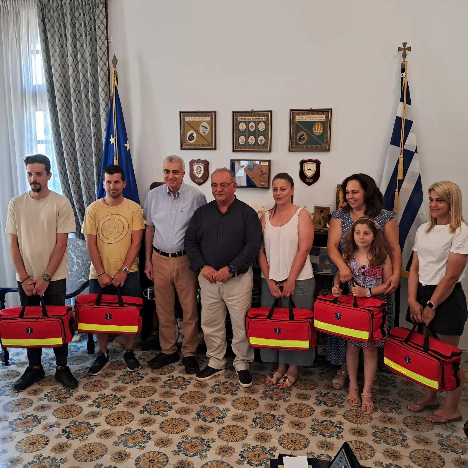 Έπαρχος Π.Ε. Καλύμνου: Στήριξη στην Παιδεία & την Υγεία της Καλύμνου