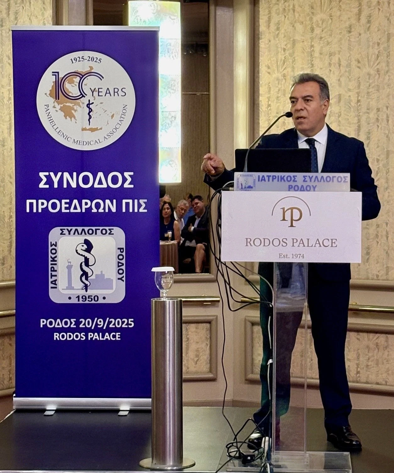 ΜΑΝΟΣ ΚΟΝΣΟΛΑΣ: «Η δημόσια υγεία στα νησιά έχει εθνική και γεωπολιτική διάσταση»