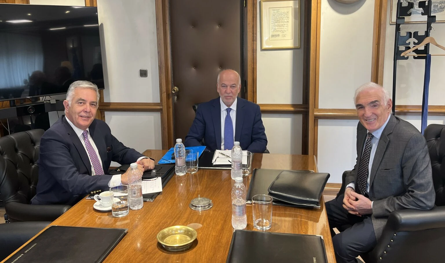 Παρέμβαση του Βασίλη Α. Υψηλάντη για τα κενά στα Πρωτοδικεία Ρόδου και Κω