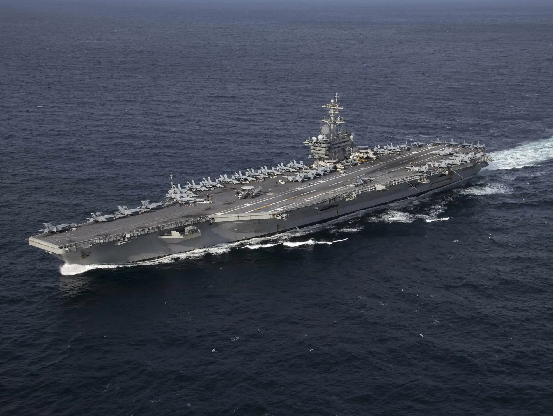 USS Abraham Lincoln (CVN-72) / Photo: US Navy