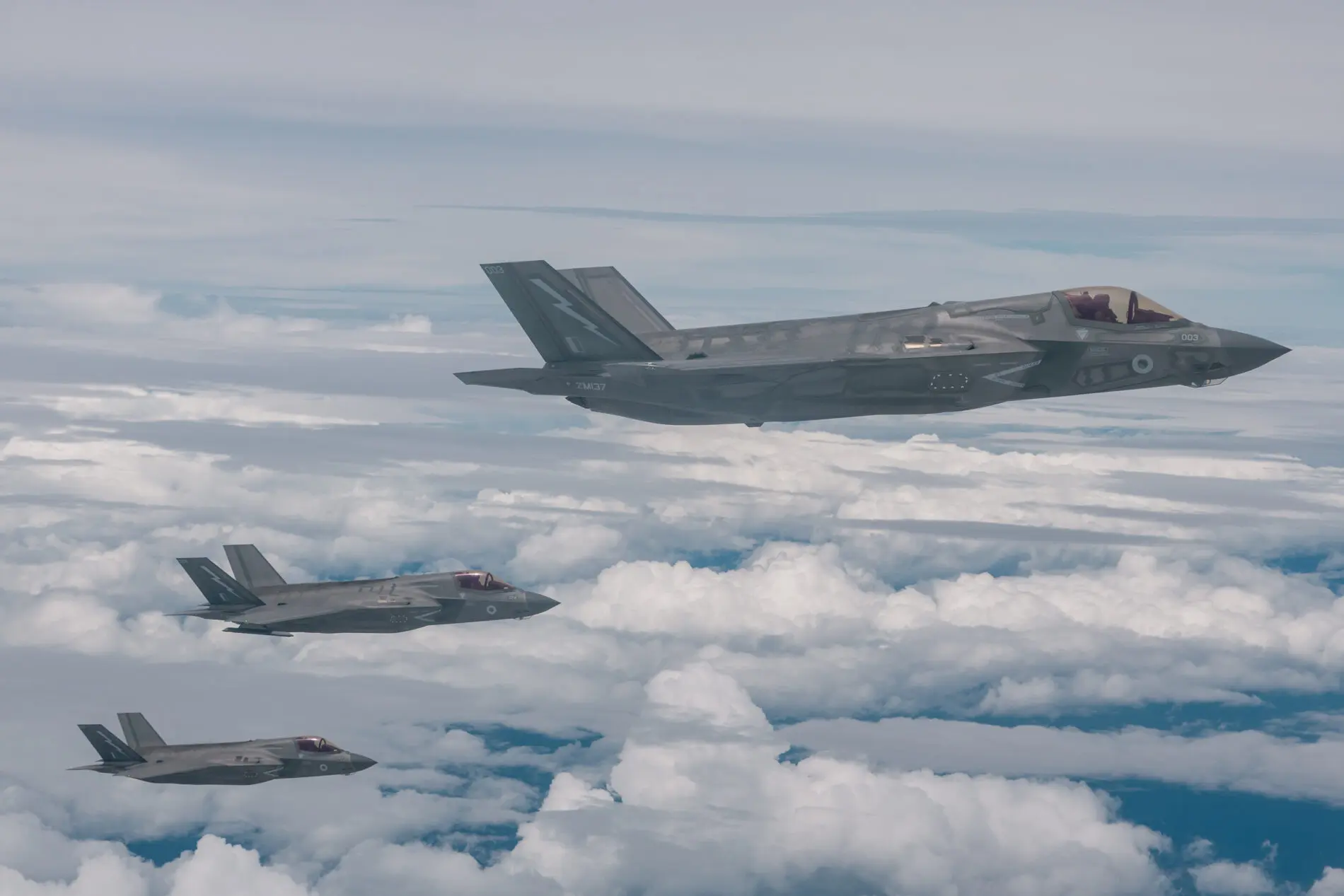 ΦΩΤΟ: ΒΡΕΤΑΝΙΚΟ ΑΕΡΟΣΚΑΦΟΣ F-35B Lightning II / RAF 617 Squadron