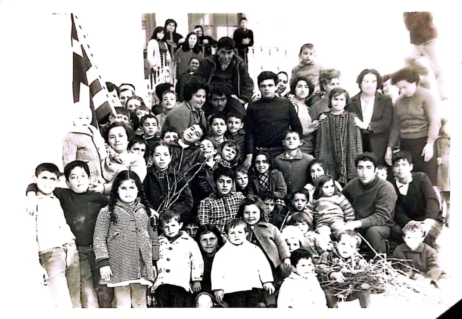"Τα Κλήματα" - Αναβιώνει στη Λέρο το παμπάλαιο έθιμο