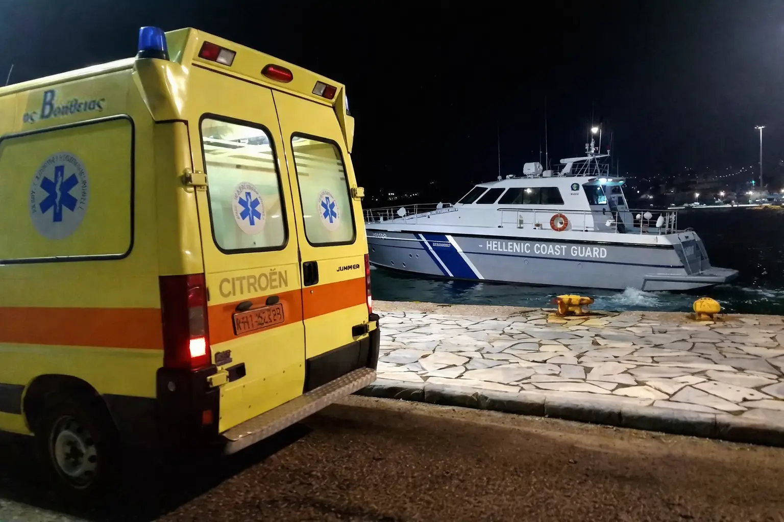 Διακομιδή 91χρονης από τη Λέρο στην Κάλυμνο με σκάφος του Λιμενικού
