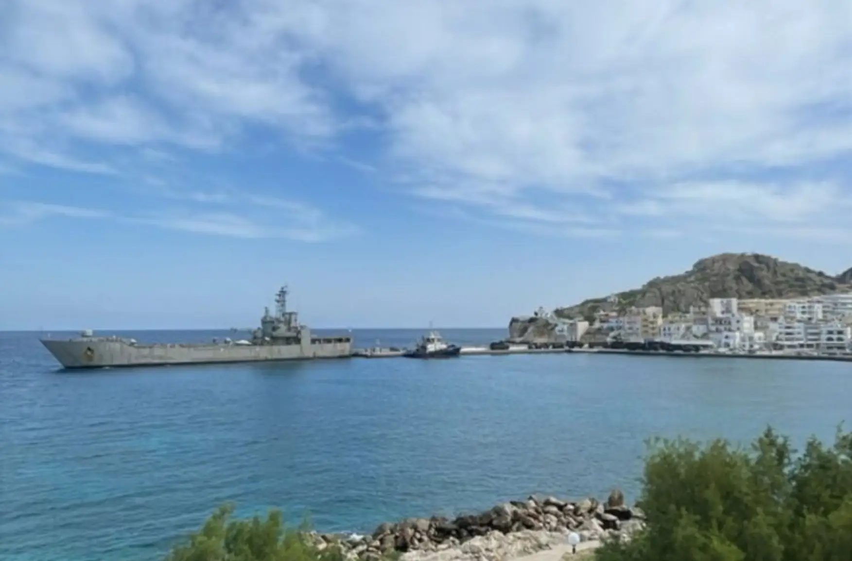 Στην Κάρπαθο οι πύραυλοι Patriot - Αρματαγωγό του Πολεμικού Ναυτικού κατέπλευσε στα Πηγάδια