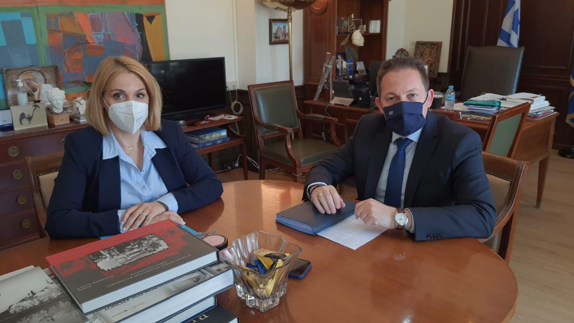 Πρόγραμμα «Αντώνης Τρίτσης» και ενίσχυση αθλητικών σωματείων τα θέματα της συνάντησης Μίκας Ιατρίδη και Αναπληρωτή Υπουργού Εσωτερικών