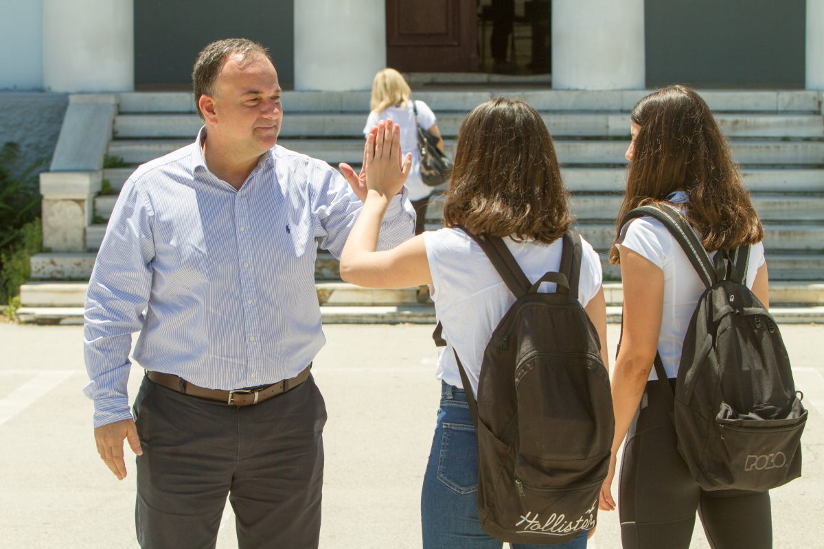 Μήνυμα Υφυπουργού Ναυτιλίας και Νησιωτικής Πολιτικής, Γιάννη Παππά, για τις πανελλήνιες εξετάσεις