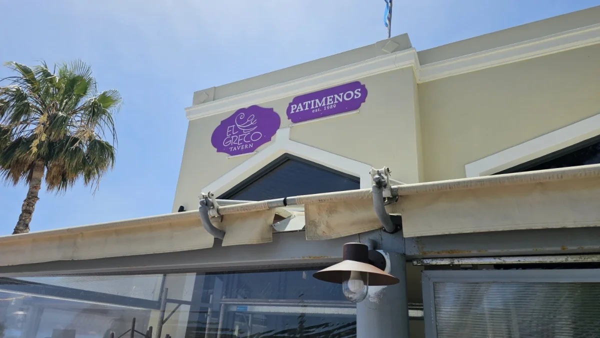 Leros: Fire breaks out at popular restaurant in Lakki
