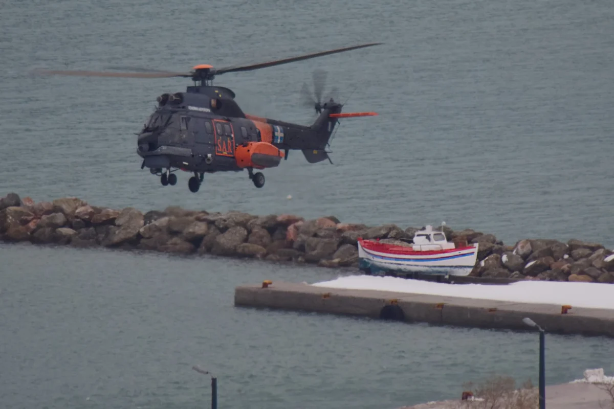 Φαρμακονήσι: Εντοπισμός 40 αλλοδαπών – Με Super Puma μεταφέρθηκε 32χρονη στη Λέρο
