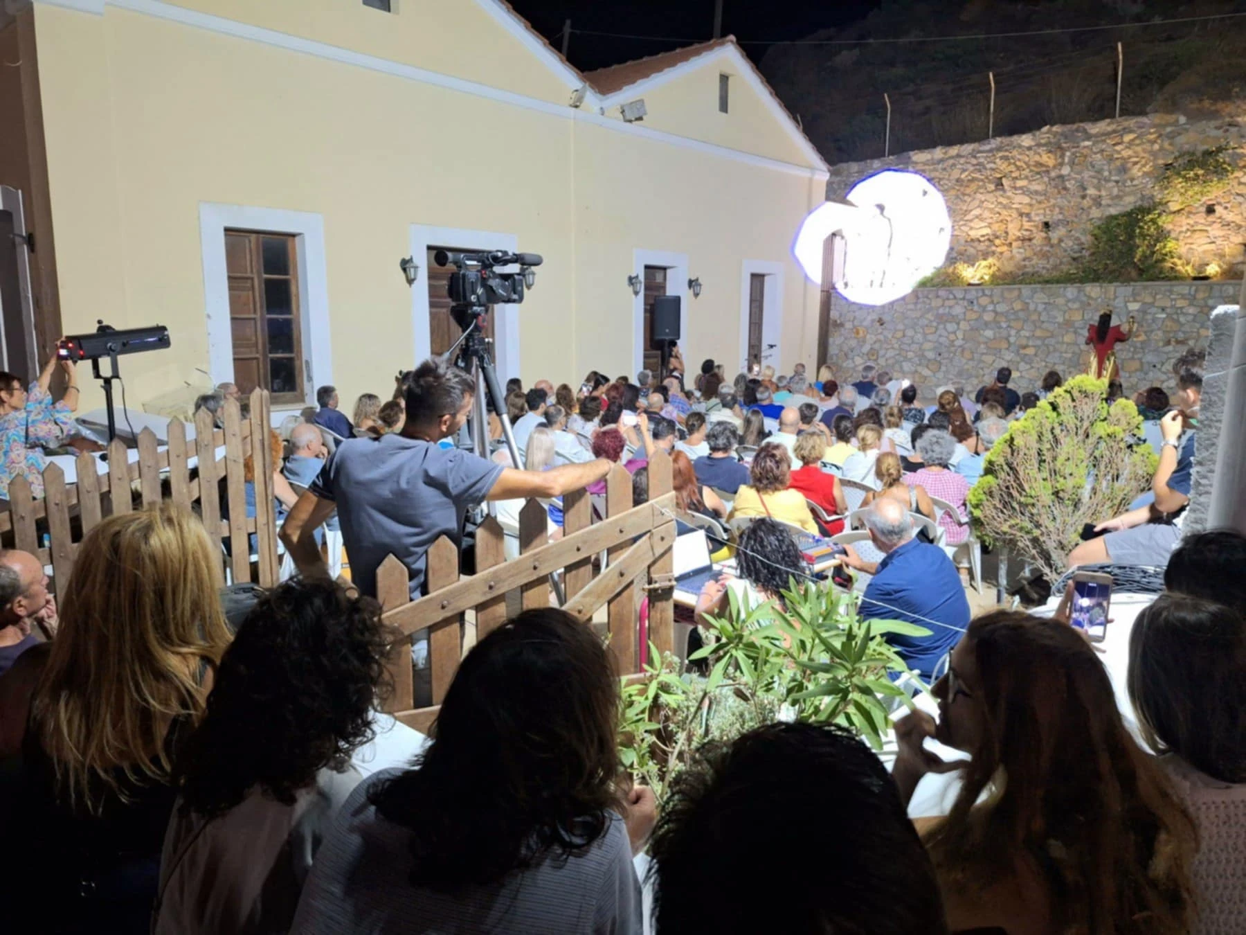 Λέρος: Άναψαν ξανά οι φρυκτωρίες – Μια υπόσχεση του Τιμόθεου Κωττάκη που έγινε πράξη