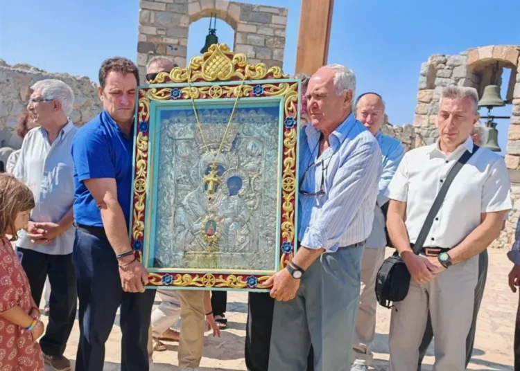 Λέρος: Απόδοση της Κοιμήσεως της Θεοτόκου στην Παναγία του Κάστρου (2025)