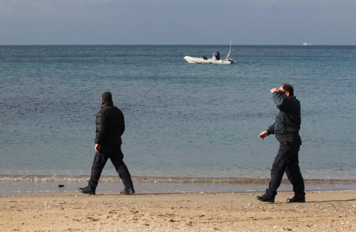 Λέρος: Απόβαση 28 αλλοδαπών στα Άλιντα – Συνελήφθησαν 2 διακινητές