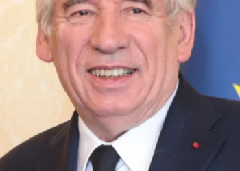 Γαλλία: Κατέρρευσε η κυβέρνηση – Δεν εξασφάλισε ψήφο εμπιστοσύνης