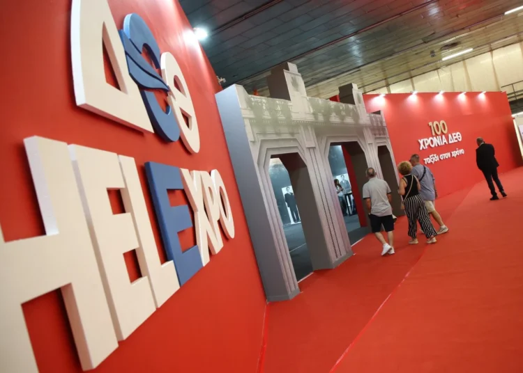 ΔΕΘ: Σφοδρές επικρίσεις από την αντιπολίτευση για τις εξαγγελίες Μητσοτάκη