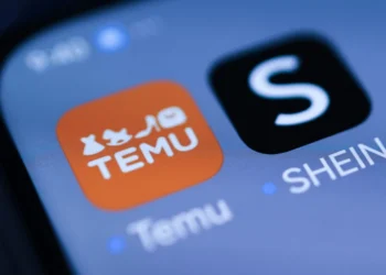 Ενας στους 5 Ελληνες ψωνίζει από Shein και Temu – Χάθηκαν σε έναν χρόνο 5.000 θέσεις εργασίας