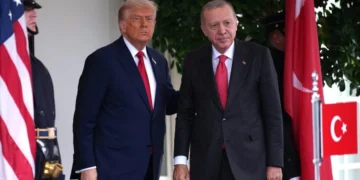 «Ενδέχεται να αρθούν οι κυρώσεις στην Τουρκία για τα F35», είπε ο Τραμπ στη συνάντηση με τον Ερντογάν στον Λευκό Οίκο