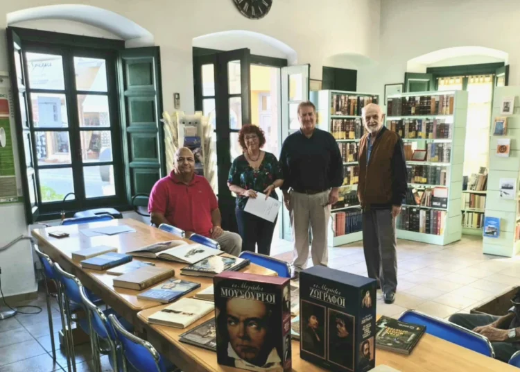 Λέρος: Δωρεά 74 τόμων στην Δημοτική Βιβλιοθήκη