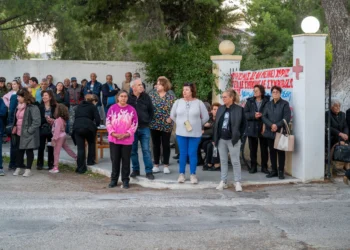 Λέρος: Μαζική συγκέντρωση διαμαρτυρίας για την υποστελέχωση του Νοσοκομείου