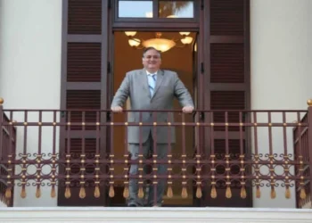 Λέρος: Ο πρώην υποψήφιος Δήμαρχος Γιώργος Παυλής στο νησί – “Φουντώνουν” τα σενάρια επιστροφής