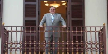 Λέρος: Ο πρώην υποψήφιος Δήμαρχος Γιώργος Παυλής στο νησί – “Φουντώνουν” τα σενάρια επιστροφής