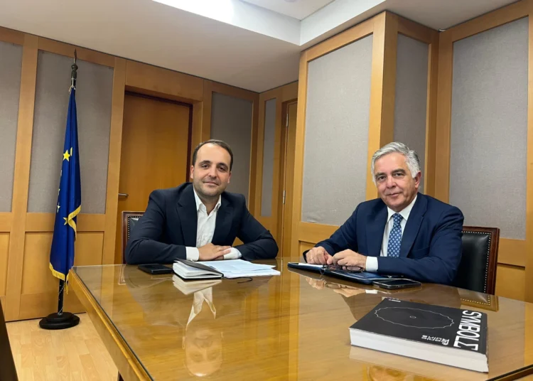 Συντονισμός για άμεσες λύσεις και πρωτοβουλίες στη συνάντηση του Βουλευτή Δωδεκανήσου με τον Υφυπουργό Ψηφιακής Διακυβέρνησης κ. Χρήστο Δερμεντζόπουλο για το Κτηματολόγιο