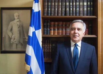 Ο Βασίλης Α. Υψηλάντης, εκπρόσωπος της Βουλής των Ελλήνων στη Ρόδο για την επέτειο της 28ης Οκτωβρίου