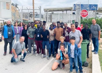 Λέρος: Εθελοντική καθαριότητα στον εξωτερικό χώρο της Κλειστής Ελεγχόμενης Δομής