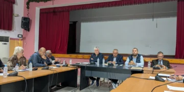 Λέρος: Ένταση, βαριές εκφράσεις και προαναγγελία μηνύσεων στις συνεδριάσεις του Δημοτικού Συμβουλίου