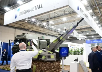 Reuters: Η Ελλάδα διαπραγματεύεται την αγορά οπλικών συστημάτων από το Ισραήλ για την «Ασπίδα του Αχιλλέα»