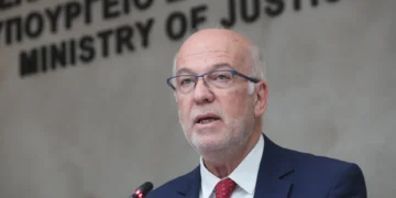 Ολες οι αλλαγές σε διαθήκες, κληρονομιές – Τι περιλαμβάνει η ιστορική μεταρρύθμιση