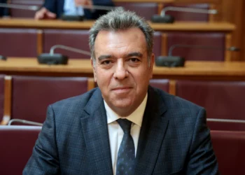 Μάνος Κόνσολας: «Δάνεια από το Ταμείο Δίκαιης Αναπτυξιακής Μετάβασης σε νησιά του Ν. Αιγαίου με πληθυσμό έως 3.000 κατοίκους»