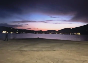 Νίκος Ιγνατίδης: «Το ξανακάνατε, κ. Ασβεστά» – 200 επισκέπτες από Νάξο έφεραν… τον Αύγουστο στη Λέρο