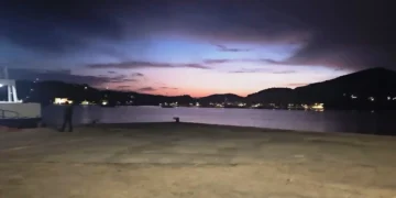 Νίκος Ιγνατίδης: «Το ξανακάνατε, κ. Ασβεστά» – 200 επισκέπτες από Νάξο έφεραν… τον Αύγουστο στη Λέρο