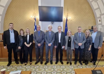 Νέα πρωτοβουλία στήριξης των ακριτικών σχολείων: Το πρόγραμμα «Εκπαιδευτική Γέφυρα στο Νότιο Αιγαίο» παρουσιάστηκε στη Ρόδο