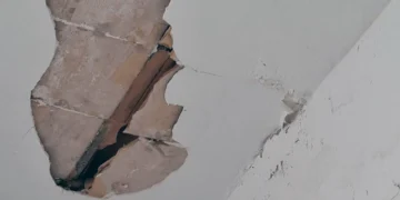 Λέρος: “Πτώση οροφής στο Οδοντιατρείο του Κρατικού Θεραπευτηρίου” καταγγέλλει η Ένωση Ιατρών