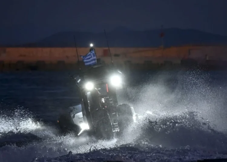 Τούρκοι ψαράδες συνεχίζουν τις προκλήσεις: Παράνομη αλιεία ανάμεσα σε Φαρμακονήσι και Αγαθονήσι