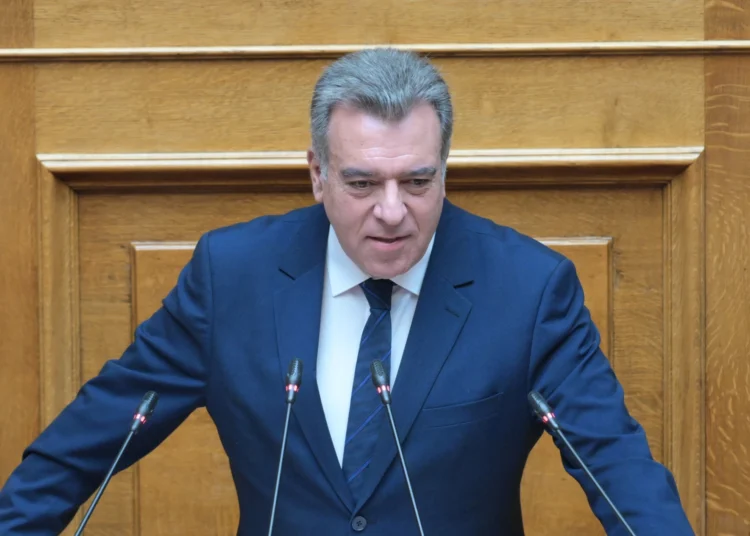 Μάνος Κόνσολας: «Ανάσα για τους δανειολήπτες σε ελβετικό φράγκο»