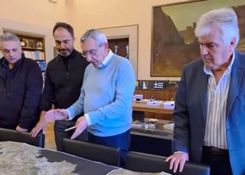 Τιμόθεος Κωττάκης: Επιτάχυνση των διαδικασιών για τον οδοφωτισμό 20χλμ και την ασφαλτόστρωση – Κατεπείγον ταξίδι στη Ρόδο