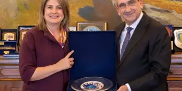 Συνάντηση του Περιφερειάρχη Γ. Χατζημάρκου με τη νέα Γενική Πρόξενο της Τουρκίας στη Ρόδο, Mebşure Taşkın