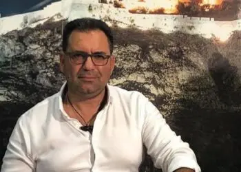 Ο Νίκος Ιγνατίδης περιγράφει στον Real Voice την κατάσταση στη Λέρο μετά την κακοκαιρία