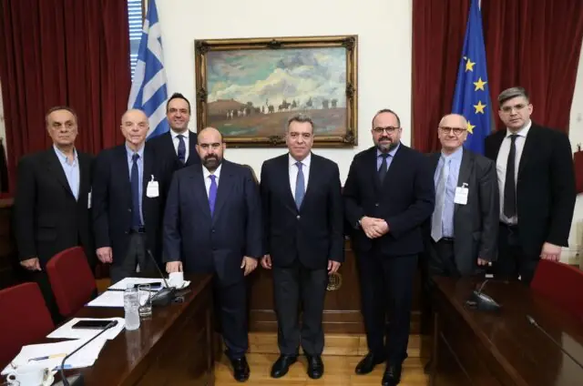 Μάνος Κόνσολας: «Ο τουρισμός να συνδεθεί με έννοιες όπως η φέρουσα ικανότητα, η ανθεκτικότητα και η αειφορία»