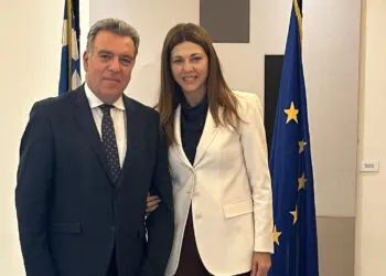 Συνάντηση Μάνου Κόνσολα με την Υπουργό Παιδείας