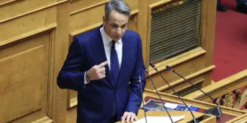 Βήμα – βήμα η συνταγματική αναθεώρηση: Τι αποφασίζεται τώρα και τι μετά τις εκλογές – Η περίπτωση της Βουλής «της μίας ημέρας»